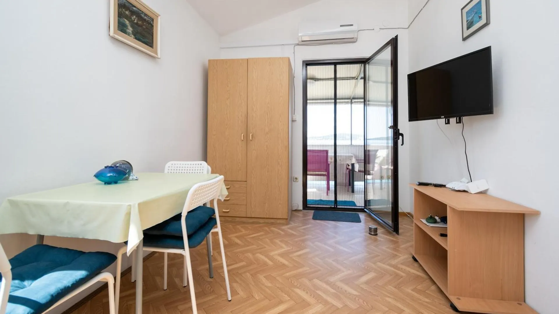 Apartments By The Sea Bibinje, Zadar - 22508 Croatia